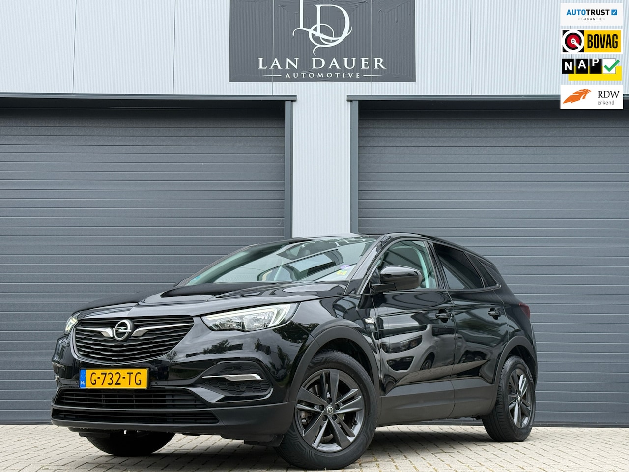 Opel Grandland X - 1.2 Turbo 120 Jaar Edition / AUTOMAAT / APK - AutoWereld.nl