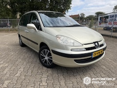 Peugeot 807 - 2.0 ST 8 PERSOONS NAP