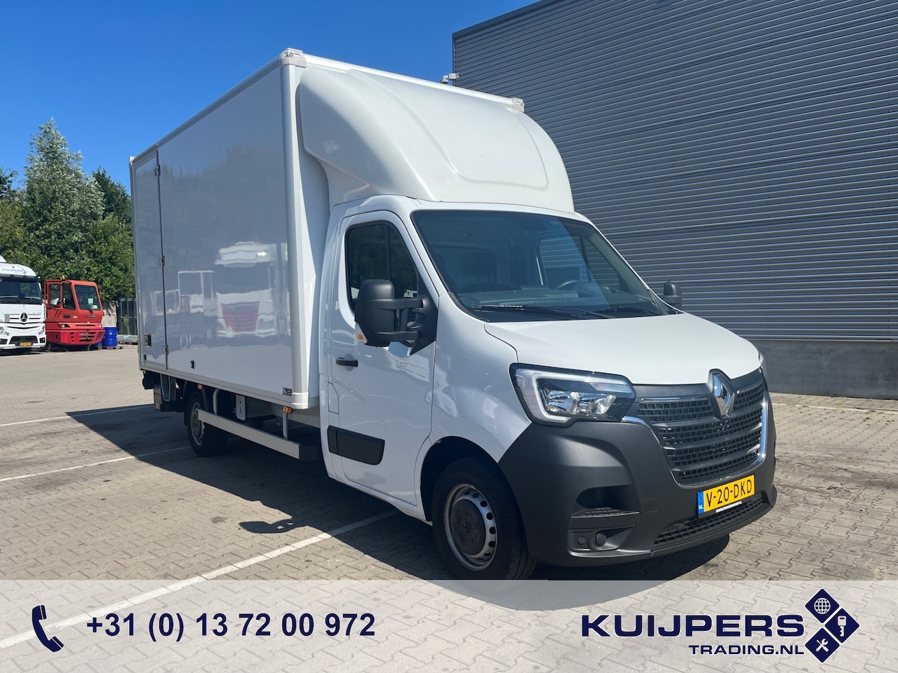 Renault Master - / T35 2.3L DCI / BOX / Dhollandia laadlift / APK 02-27 - AutoWereld.nl