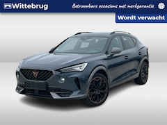 CUPRA Formentor - 1.4 e-Hybrid 245PK VZ Black Edition / Panoramadak / Memory Seat / 360 Camera / Zwenkbare T