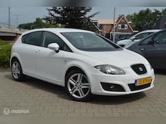 SEAT Leon - 1.2 TSI 105PK Businessline COPA | LEES TEKST |