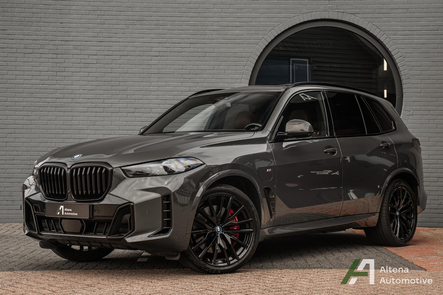 BMW X5 - xDrive50e Launch Edition M-sport, BTW, comfortstoelen, Skylounche, Bowers&Wilkins, softclo - AutoWereld.nl