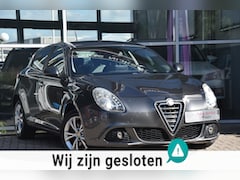Alfa Romeo Giulietta - 1.4 T Distinctive | Navi | Xenon | PDC | Cruise | 170 PK | 1e Eig
