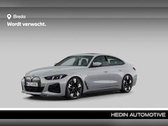 BMW i4 - eDrive40 84 kWh | Ambiance verlichting | Comfort Access | Driving Assistant Professional |