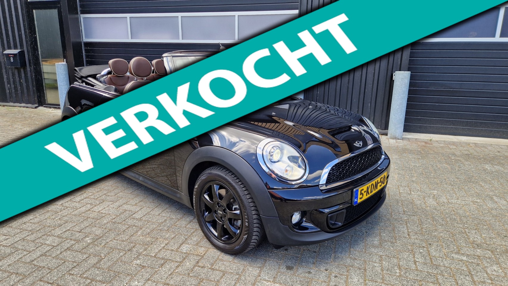 MINI Cabrio - 1.6 Cooper S Chili Airco/Leder/Navi - AutoWereld.nl