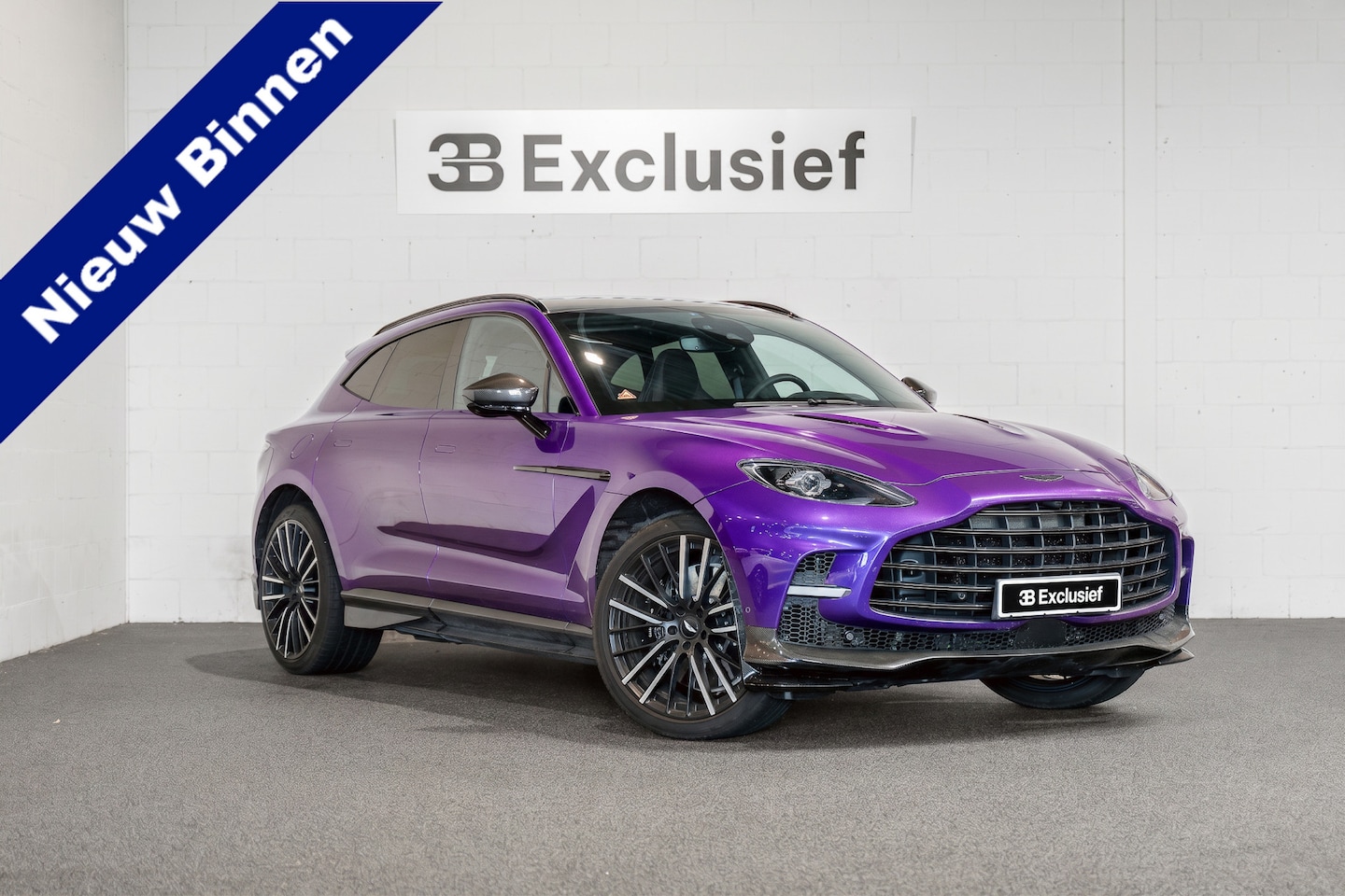 Aston Martin DBX - 4.0 V8 707 Purple Uniek! - AutoWereld.nl