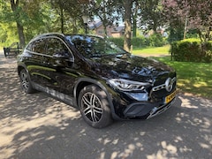 Mercedes-Benz GLA-Klasse - 250 e BnsSol Lux Ltd