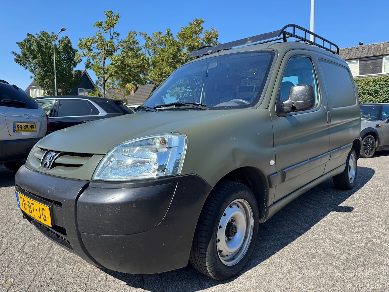 Peugeot Partner - 170C 1.9 D Avantage Apk 14/5/27,Airco,Nap,Trekhaak - AutoWereld.nl