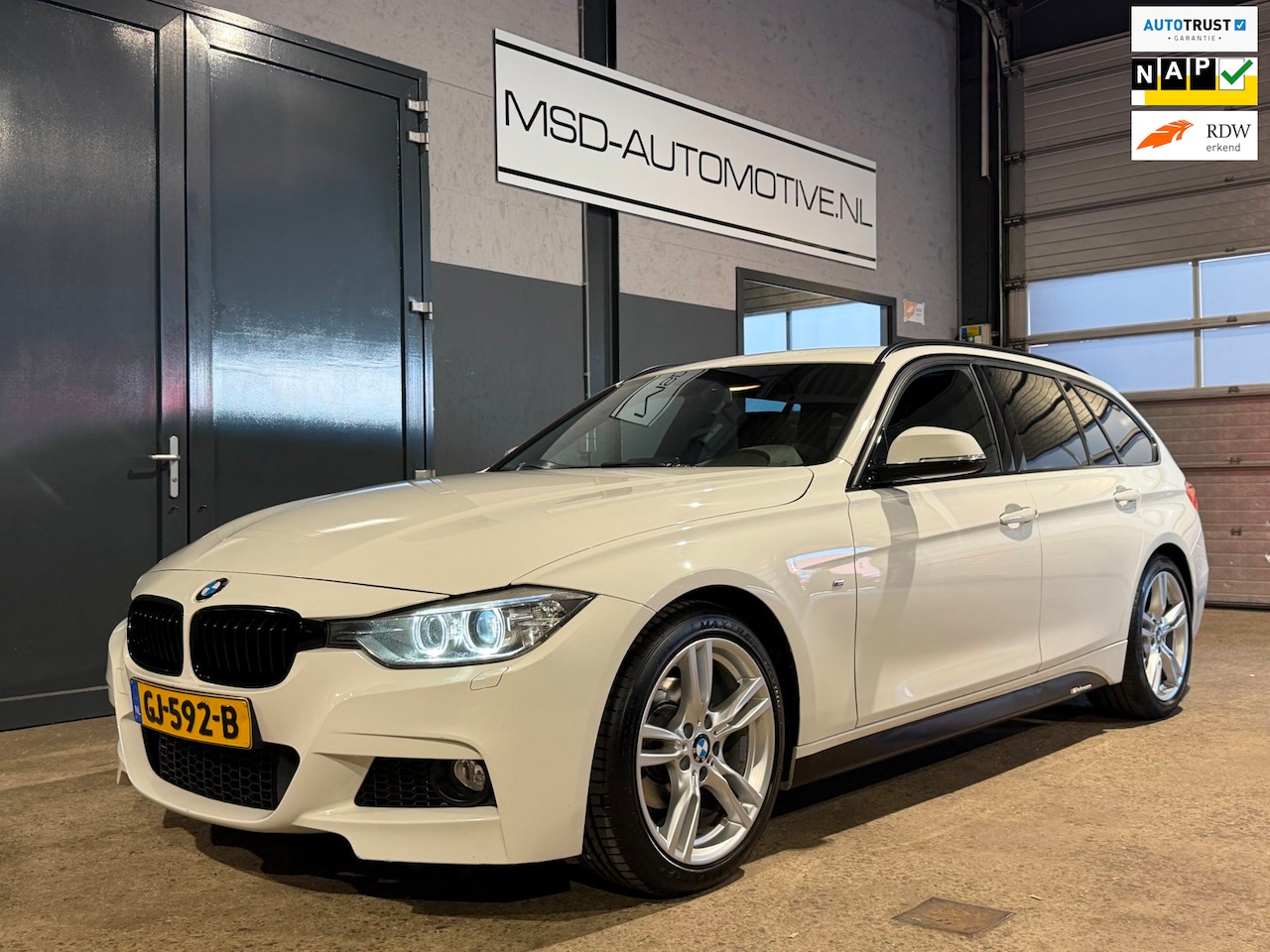 BMW 3-serie Touring - 316i Executive M-Pack Trekhaak Camera NAP - AutoWereld.nl