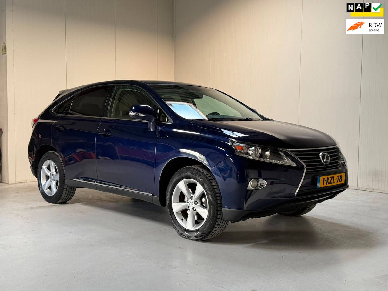 Lexus RX 450h - 4WD Executive /Dealer onderhouden / Leer / DAB / Vol LED / 19" / Keyless / Camera/Park ass - AutoWereld.nl