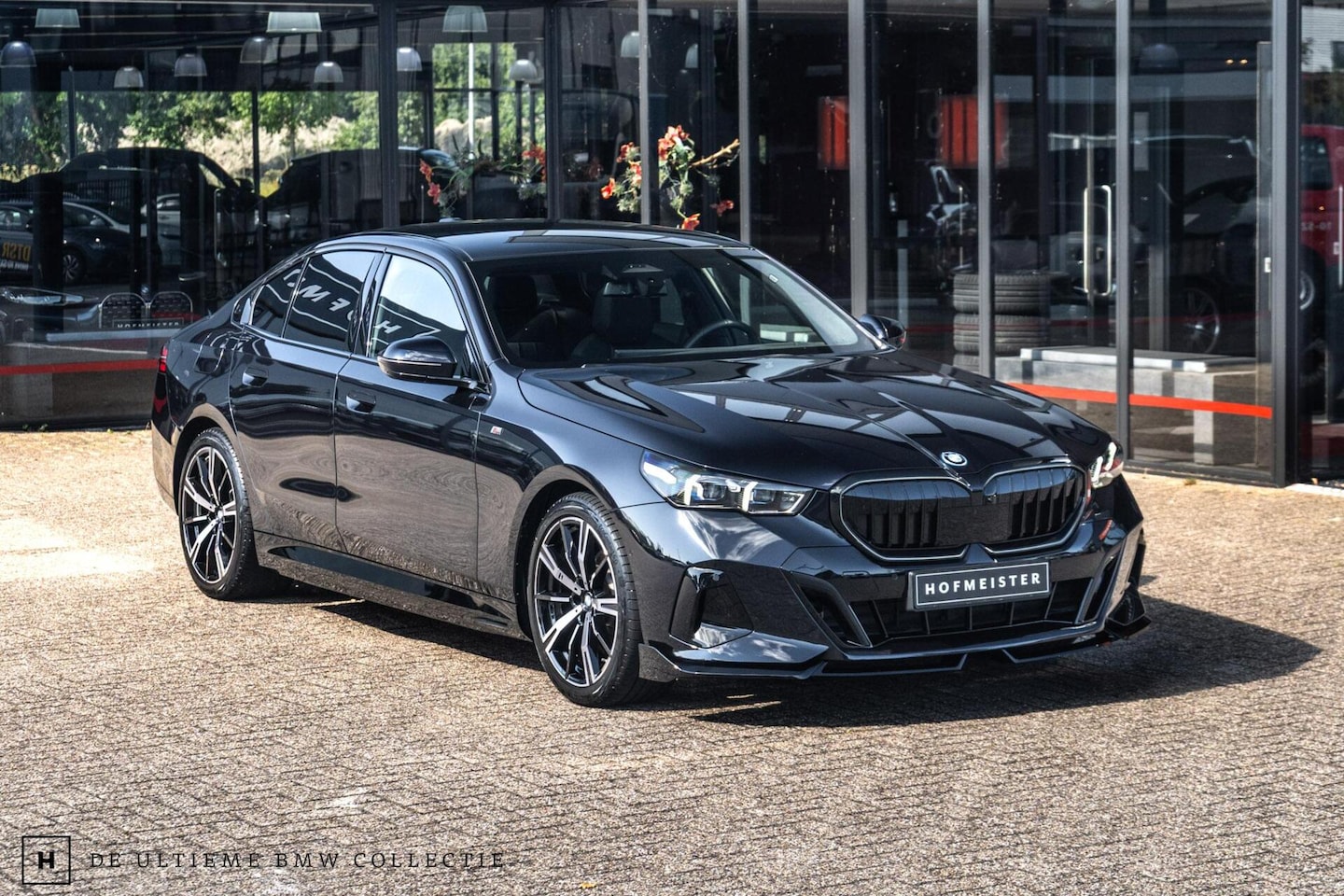 BMW 5-serie - 530e M Sport | Stoelkoeling | H/K | BTW - AutoWereld.nl