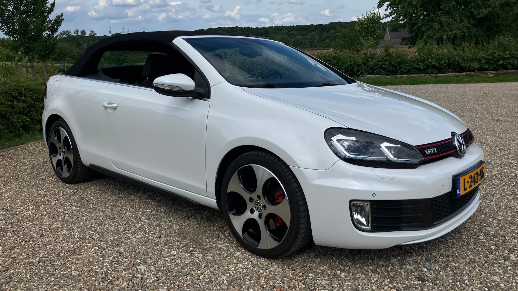 Volkswagen Golf Cabriolet - 2.0 TSI GTI - AutoWereld.nl