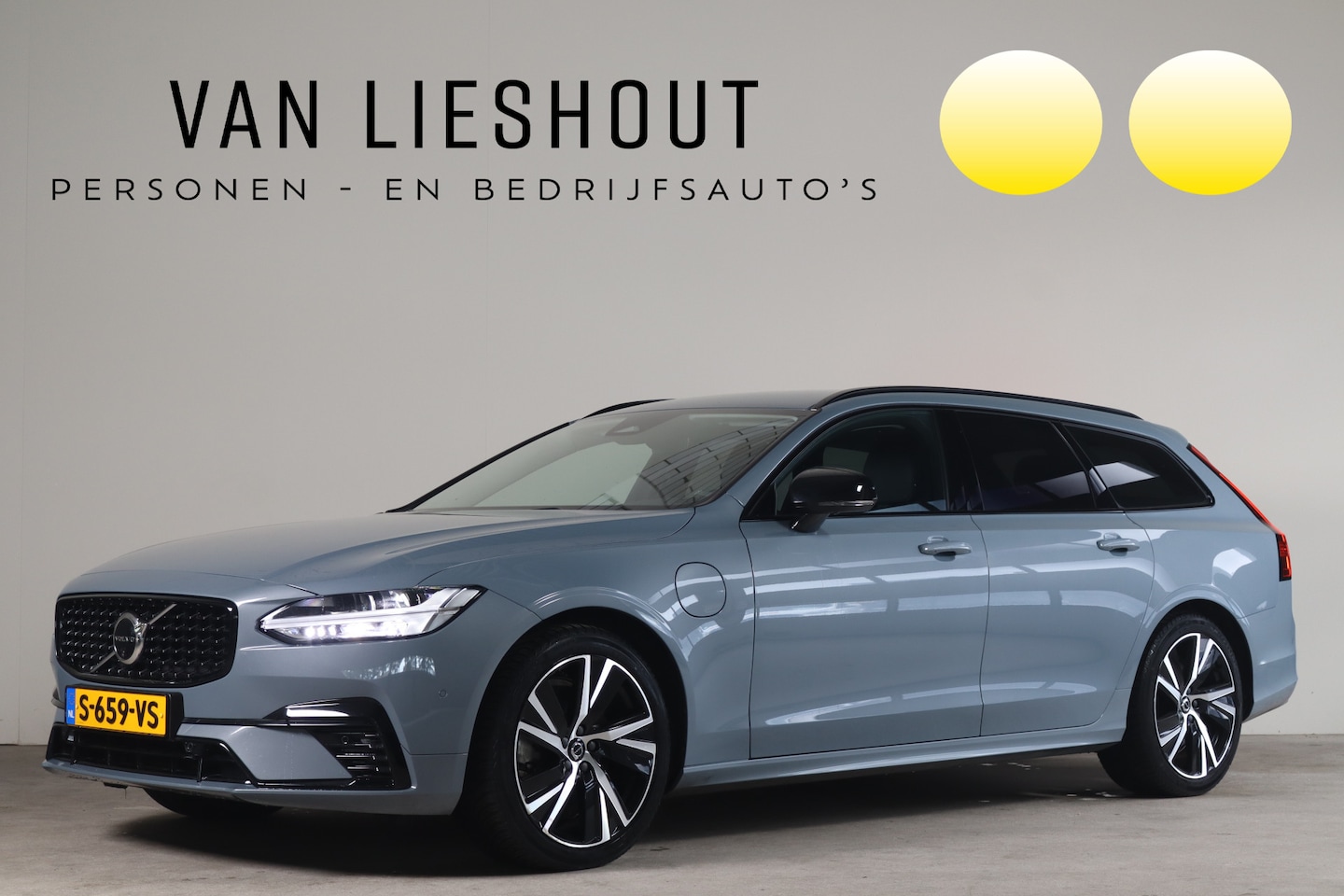 Volvo V90 - 2.0 T6 Plug-in hybrid AWD Plus Bright - NL- Auto!! Camera 360 I Stoel+stuurverw I Harman K - AutoWereld.nl