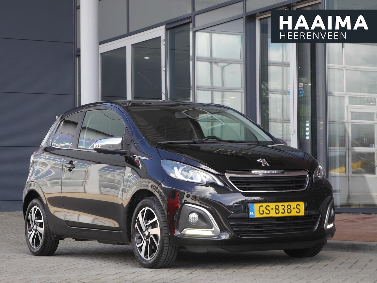 Peugeot 108 - 1.0 e-VTi Allure | 3 drs | Achteruitrijcamera | Climate control | Lichtmetalen velgen | Ex - AutoWereld.nl