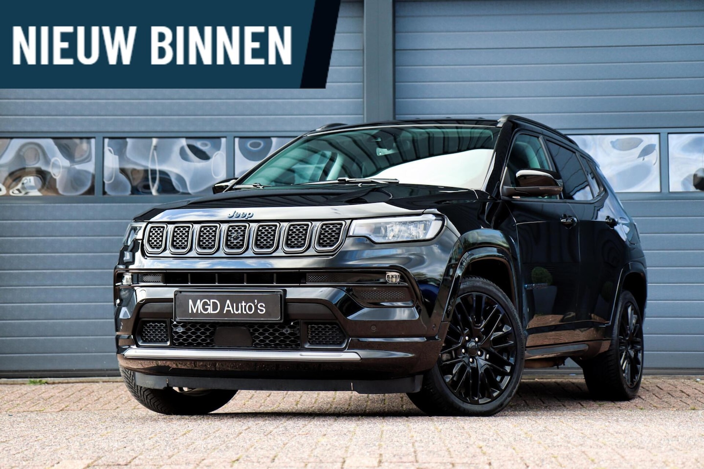 Jeep Compass - 4xe 240 Plug-in Hybrid S /CAMERA/STOEL+STUURVERW./CARPLAY/ACC/KEYLESS/TREKHAAK! - AutoWereld.nl