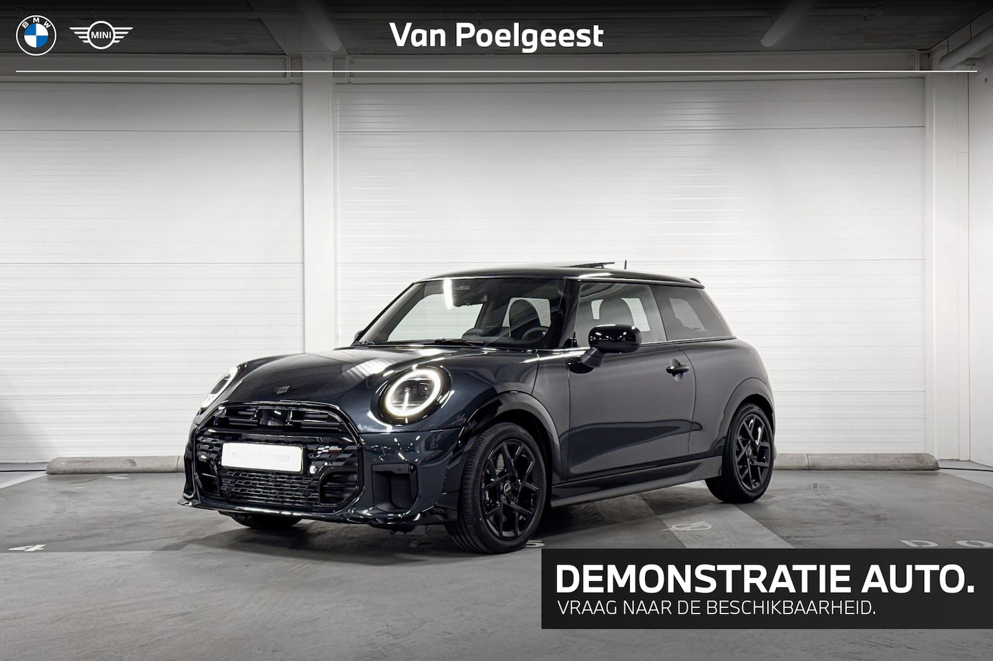 MINI 3-Deurs - Cooper S | John Cooper Works uitvoering | Pakket M | Head-Up Display | Harman/Kardon | Pan - AutoWereld.nl