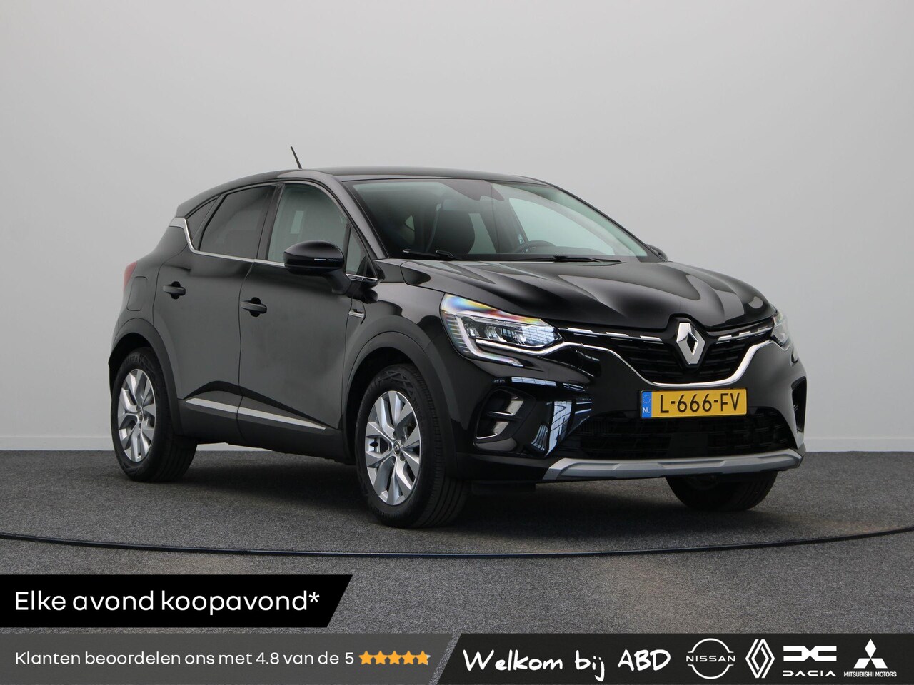 Renault Captur - TCe 90pk Intens | Trekhaak | 1e Eigenaar | Climate control | Cruise control | Lichtmetalen - AutoWereld.nl