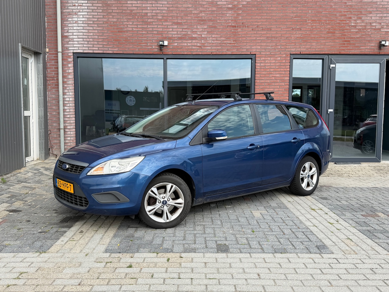 Ford Focus Wagon - 1.6 Trend | 01-2027 APK | Trekhaak | Airco | - AutoWereld.nl
