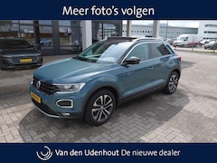 Volkswagen T-Roc - 1.0 TSI 115pk Style / Panoramadak / Navigatie / Camera