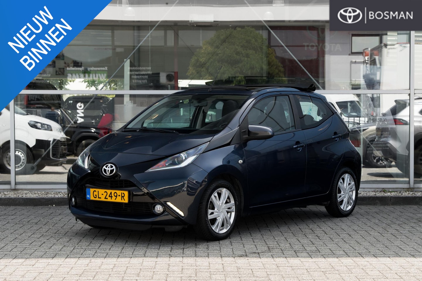 Toyota Aygo - 1.0 VVT-i x-wave 1.0 VVT-i x-wave - AutoWereld.nl