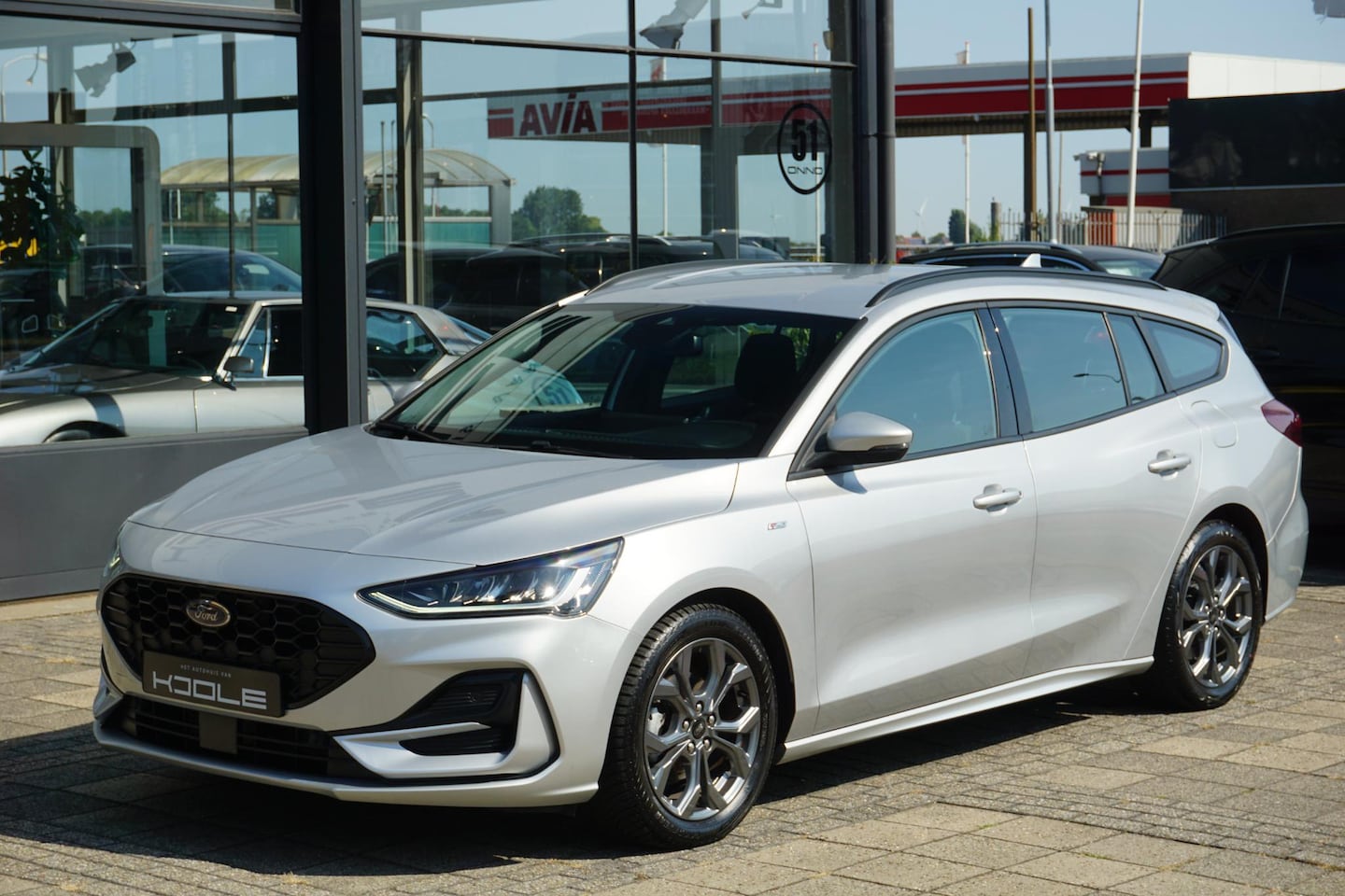 Ford Focus Wagon - 1.0 EcoBoost Hybrid ST-line | trekhaak | CarPlay | LED - AutoWereld.nl