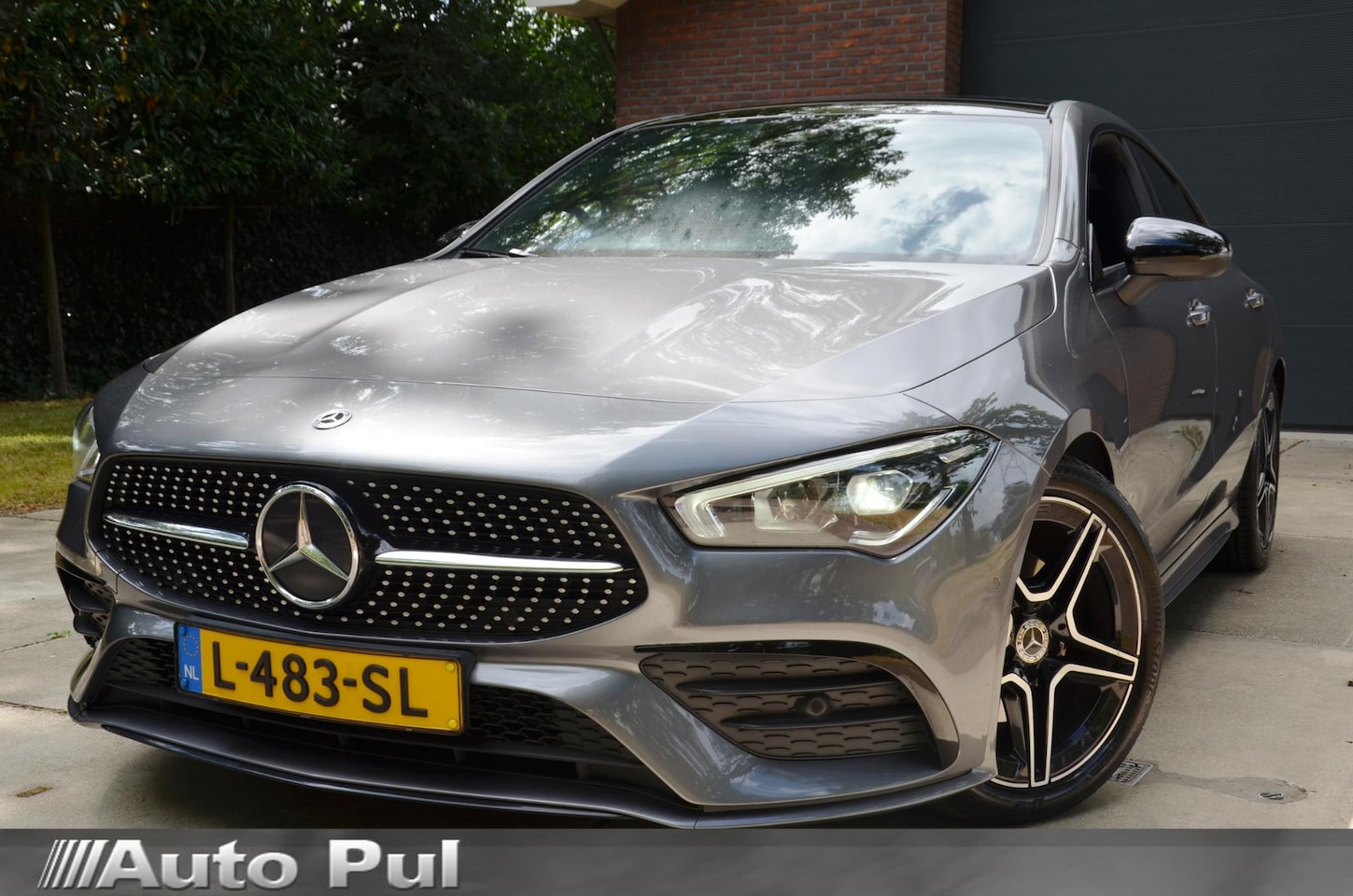 Mercedes-Benz CLA-Klasse - 180 Business Solution AMG Automaat/Navi/Ecc/Pdc/Panoramadak/Matrix LED koplampen/Stoelverw - AutoWereld.nl