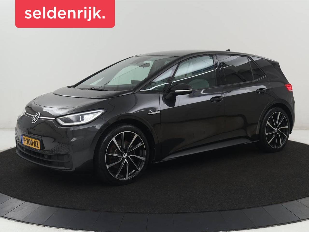 Volkswagen ID.3 - Pro 58 kWh | SOH 94.5% | Panoramadak | Stuur/stoel verwarming | Adaptive cruise | 360 came - AutoWereld.nl