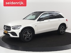 Mercedes-Benz GLC-klasse - 300e 4MATIC Business Solution AMG | Panoramadak | Leder | 360 camera | Cruise control | Ca