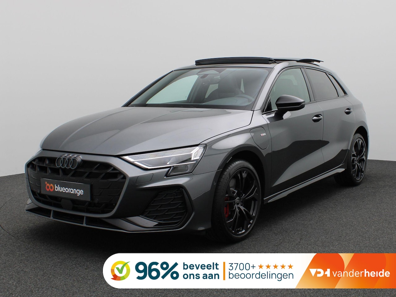 Audi A3 Sportback - 45 TFSI e S edition Competition 272PK S-Tronic S-Line, Pano-Schuifdak, Memorystoel, Achter - AutoWereld.nl