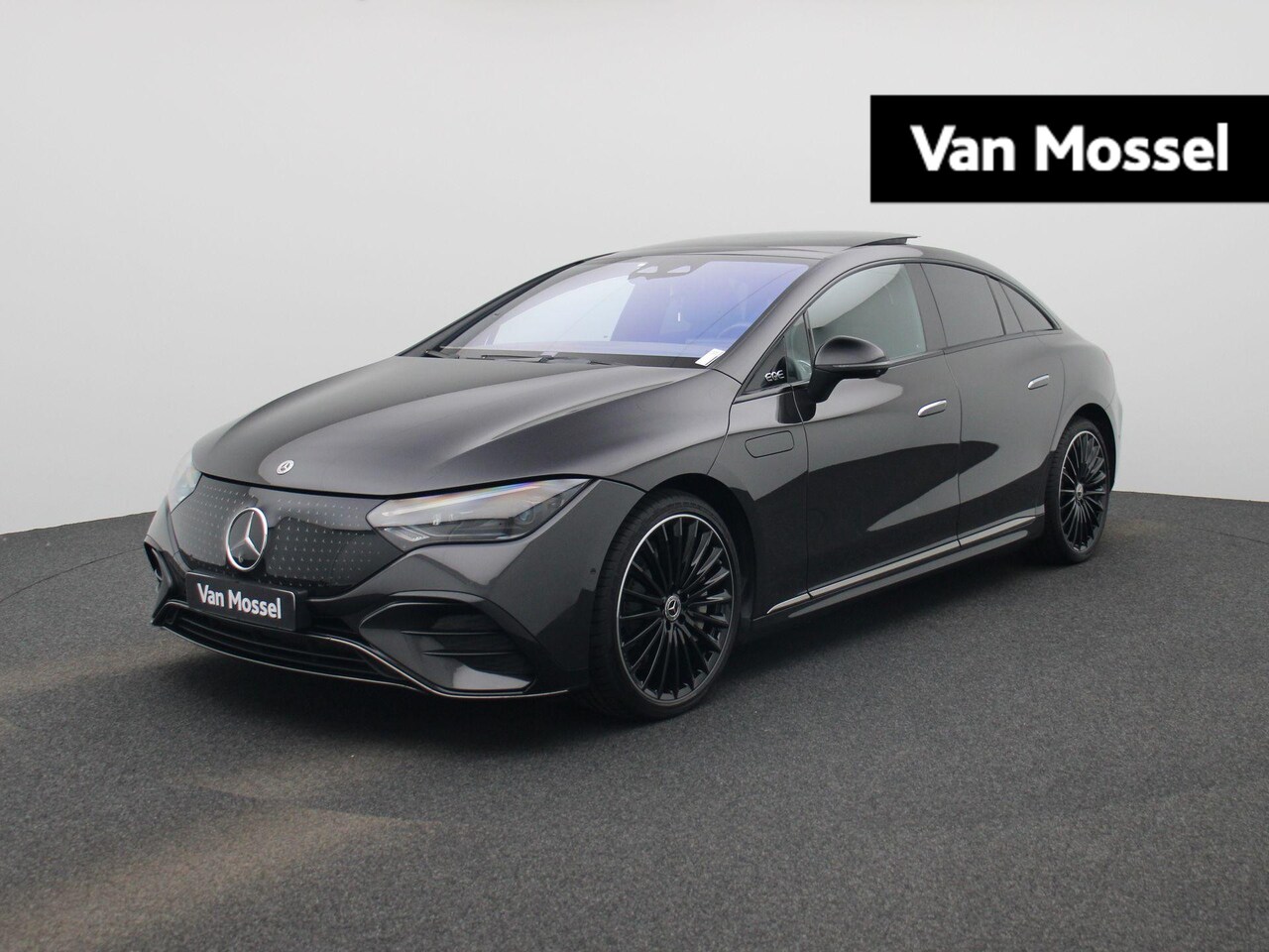 Mercedes-Benz EQE - 350 4MATIC AMG Line | Automaat | Apple Carplay / Android Auto | Panoramadak | Stoelverwarm - AutoWereld.nl