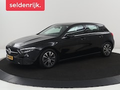 Mercedes-Benz A-klasse - 180 Business Line | Half Leder | Stoelverwarming | Adaptive cruise | Camera | Park assist