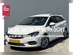 Opel Astra Sports Tourer - BWJ 2020 | 1.2T 111PK EXECUTIVE TREKHAAK | CLIMA | NAVI | CARPLAY | SPORTSTOELEN | PDC 2X
