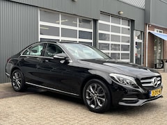 Mercedes-Benz C-klasse - 180 Airco Cruise controle Elektrische voorstoelen Telefoonverbinding Navigatiesysteem 5-Pe