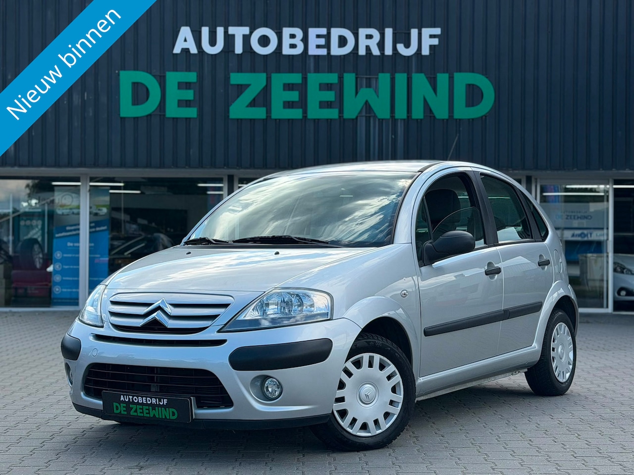 Citroën C3 - 1.4i Ligne Prestige|airco|lage kilometer - AutoWereld.nl