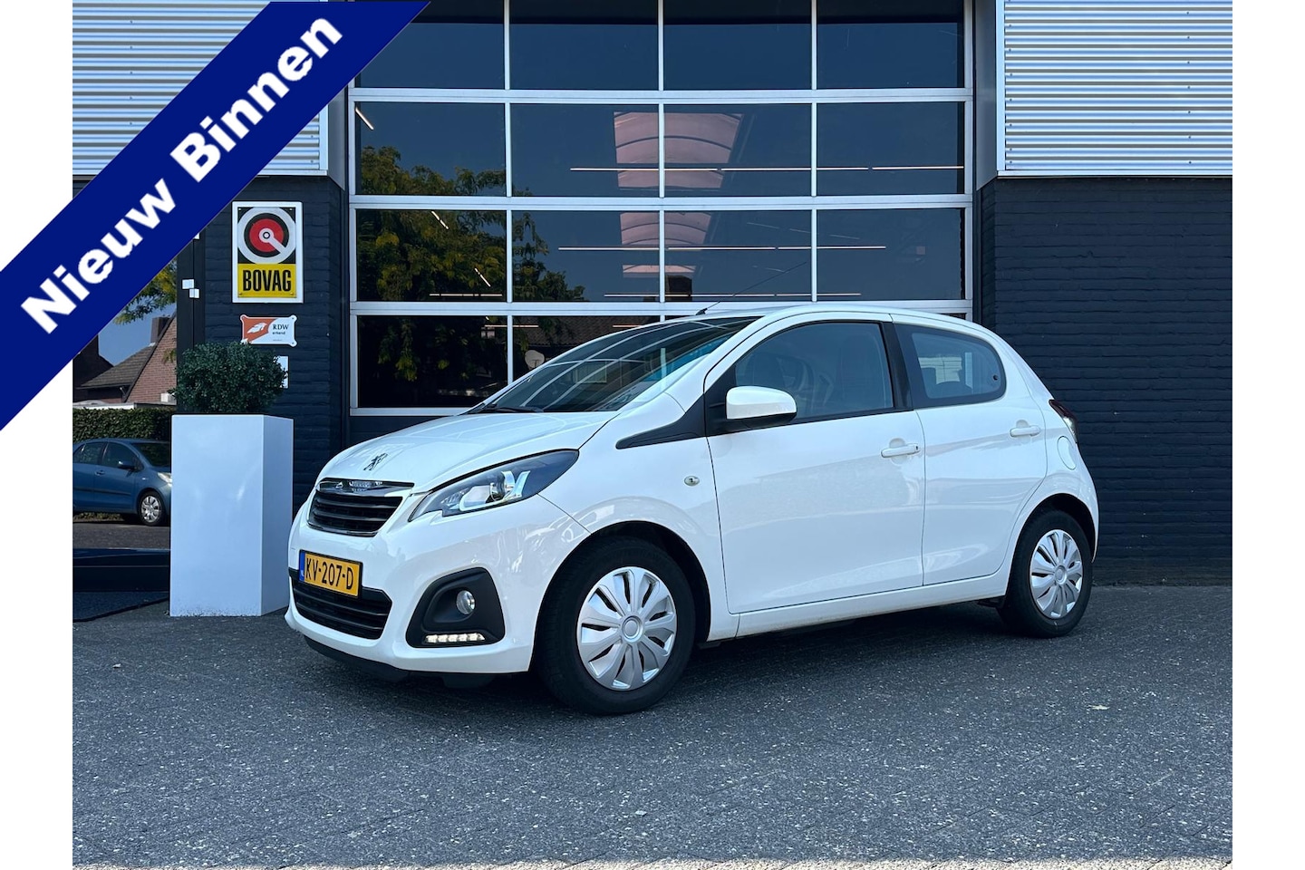 Peugeot 108 - 1.0 e-VTi Active 1.0 e-VTi Active, Airco, Bluetooth, Radio, APK, NAP - AutoWereld.nl