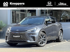 Lexus LBX - Emotion Bi-Tone 2WD | GEEN AFLEVERKOSTEN | Dodehoekdetectie, Elektrische achterklep, Leder