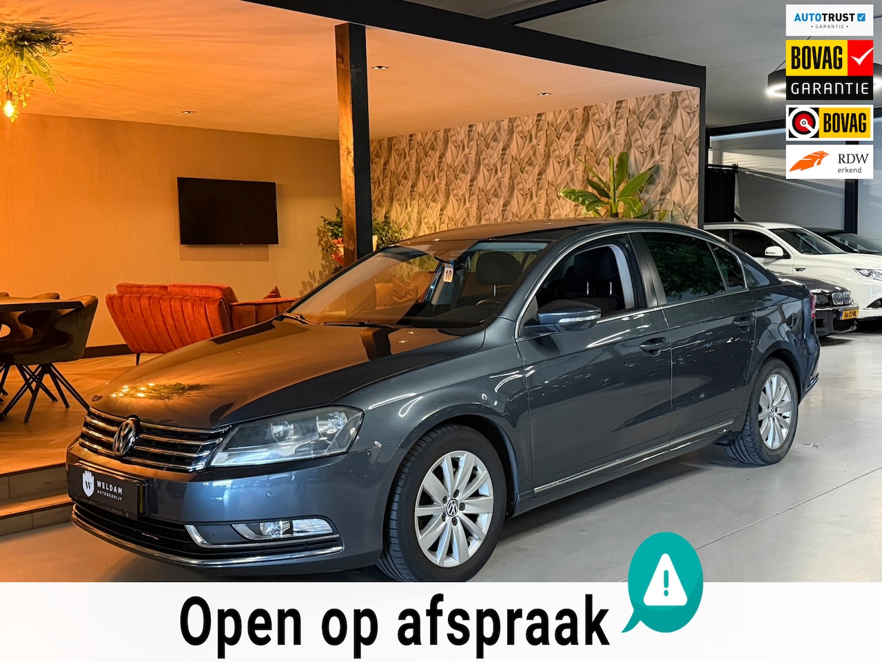 Volkswagen Passat - 1.8 TSI Highline | Trekhaak | Stoelverwarming | Cruise | PDC | Clima - AutoWereld.nl