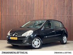 Renault Clio - 1.2 TCE Dynamique 5Drs Clima-Cruise-Trekhaak-NL Auto-NAP