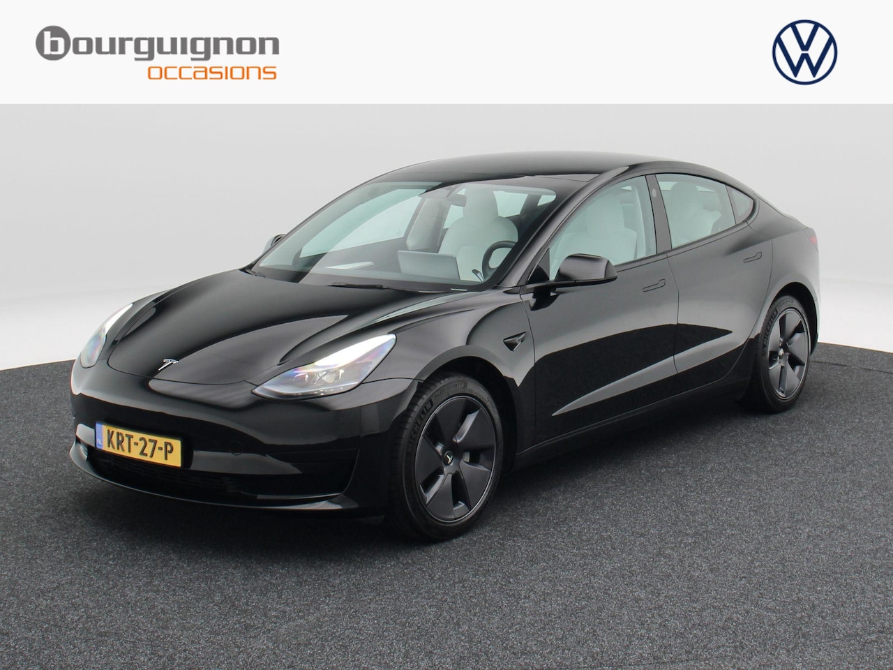 Tesla Model 3 - Standard RWD Plus 60 kWh 238 Pk | Stoelverwarming | Panoramadak | Camera | Adaptive Cruise - AutoWereld.nl