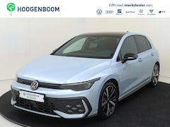 Volkswagen Golf - 1.5 eHybrid GTE | SoH 96% | Panoramadak | Trekhaak | Black style | 360 camera | Head-up di