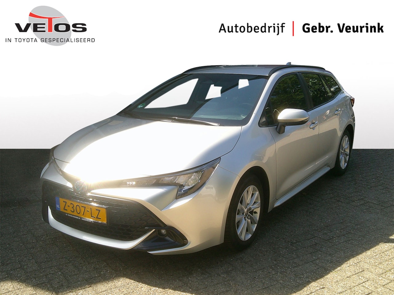 Toyota Corolla Touring Sports - Hybrid 140 Active - AutoWereld.nl