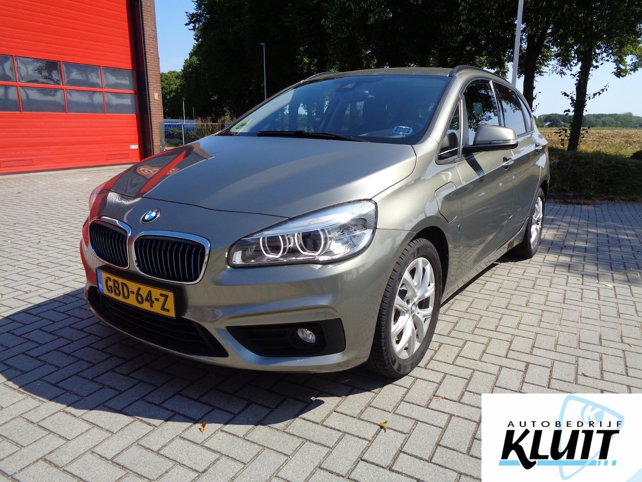 BMW 2-serie Active Tourer - 225xe iPerformance Plug-in Hybride - AutoWereld.nl