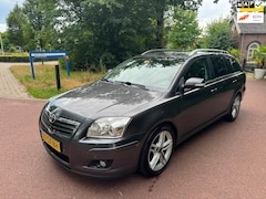 Toyota Avensis Wagon - 2.0 VVTi Executive / Navi / Leder / Airco / pdc / NAP