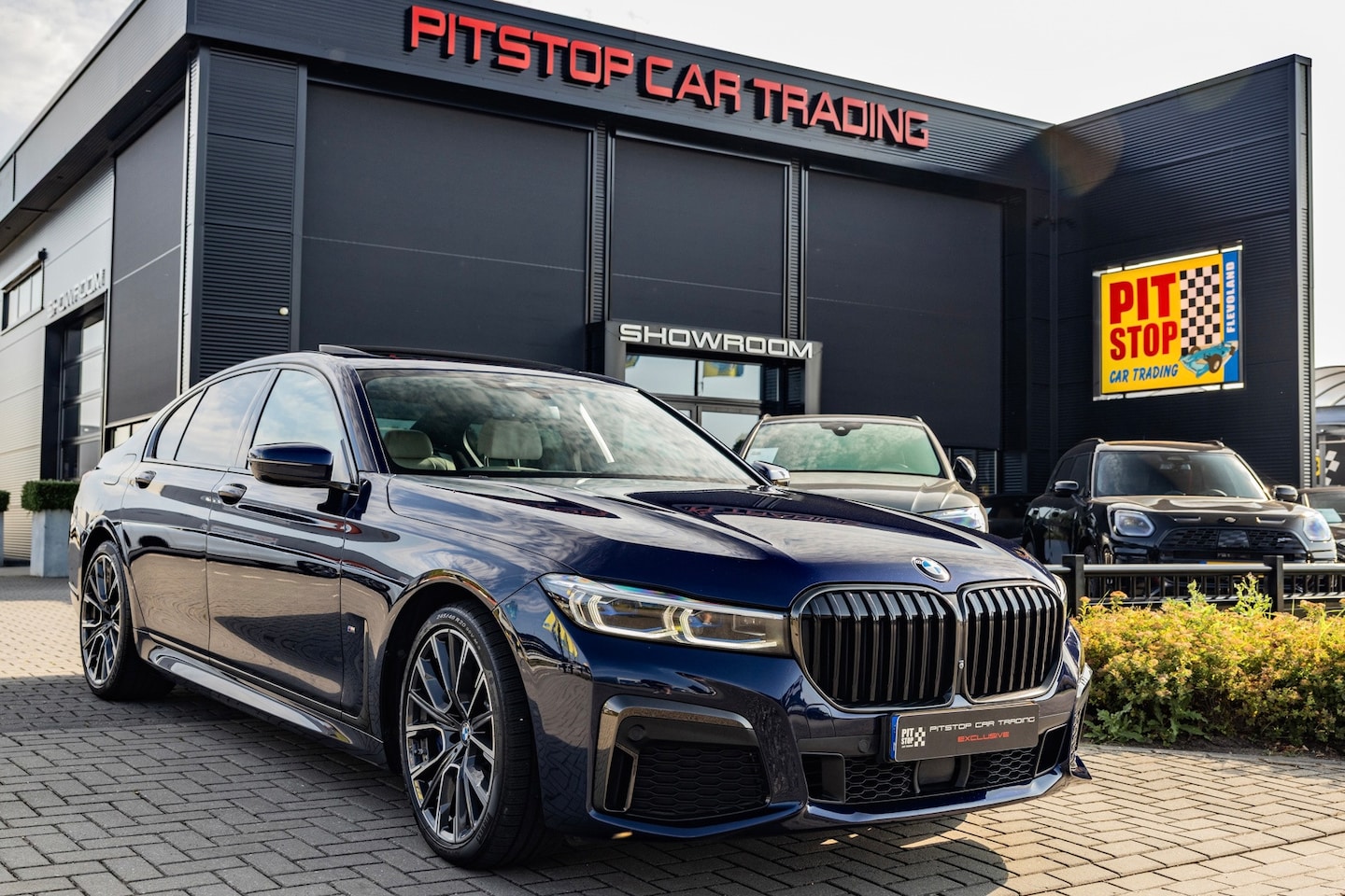 BMW 7-serie - 745e M-Sport, Pano, ACC, H&K Audio, Luchtvering, Topstaat! - AutoWereld.nl