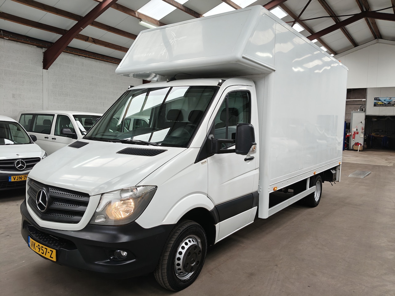 Mercedes-Benz Sprinter - 513 2.2 SPIEGELBAKWAGEN / LAADKLEP , TrekHaak , EURO 6 - AutoWereld.nl