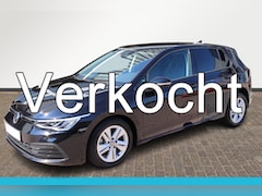 Volkswagen Golf - 1.5 TSI Life , Navigatie, digitaal instrumentenpaneel