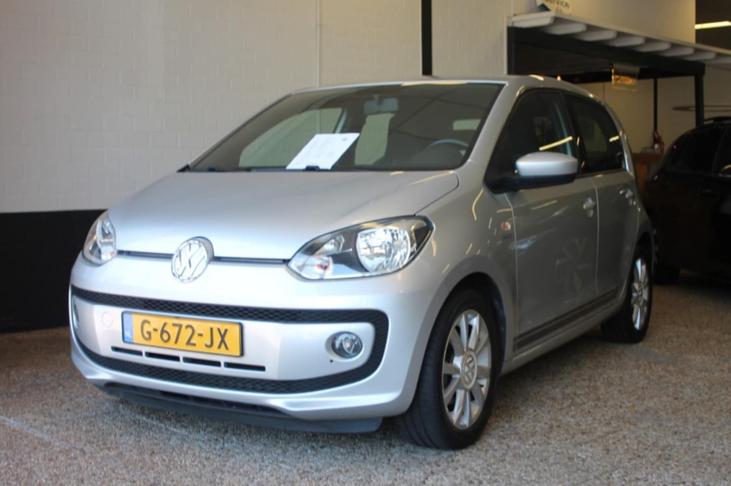 Volkswagen Up! - 1.0 UP! Club Edition - AutoWereld.nl