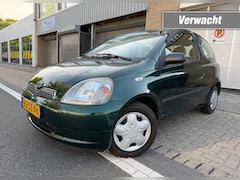 Toyota Yaris - 1.3-16V VVT-i Sol AUTOMAAT AIRCO NIEUWE STAAT NAP APK