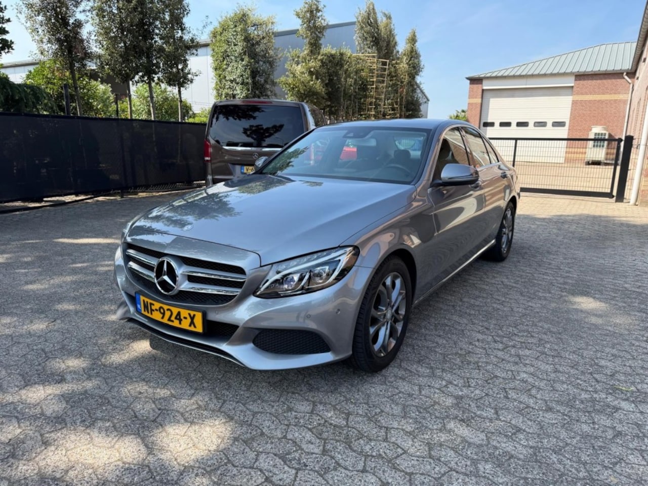Mercedes-Benz C-klasse - C200 2.0 sedan Vol-LED half-leder - AutoWereld.nl