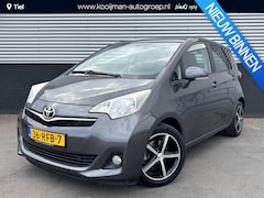Toyota Verso S - 1.3 VVT-i Aspiration Panoramadak / LM velgen / Trekhaak / Climate control